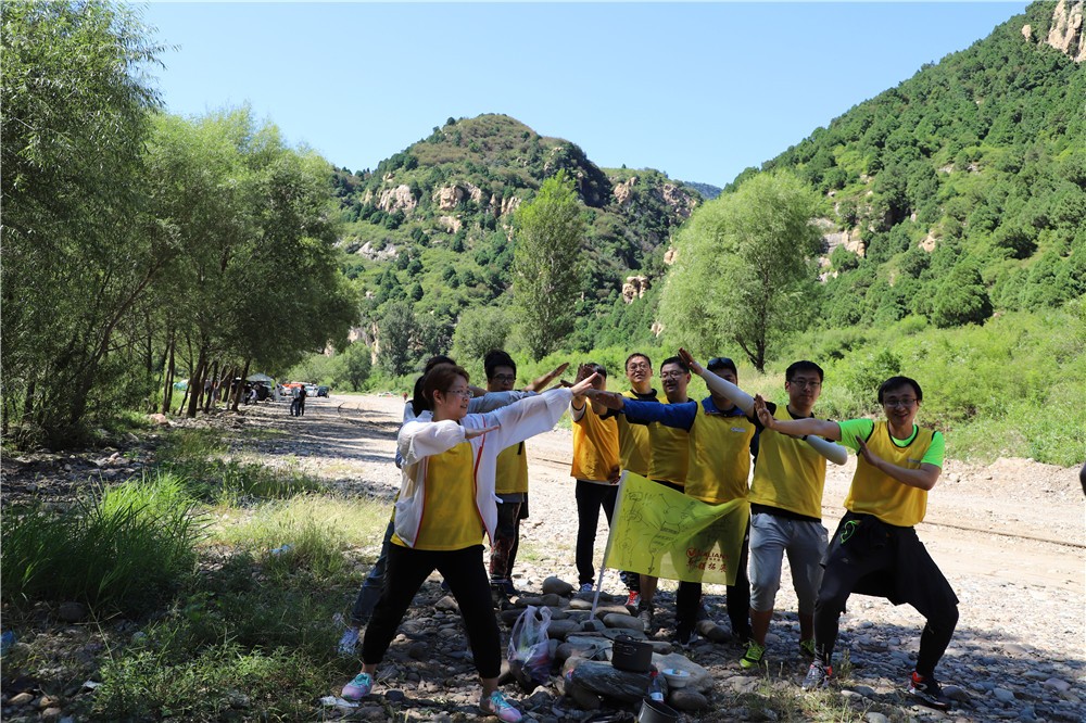 [上海世紀公園拓展基地]-野外一日定向拓展活動