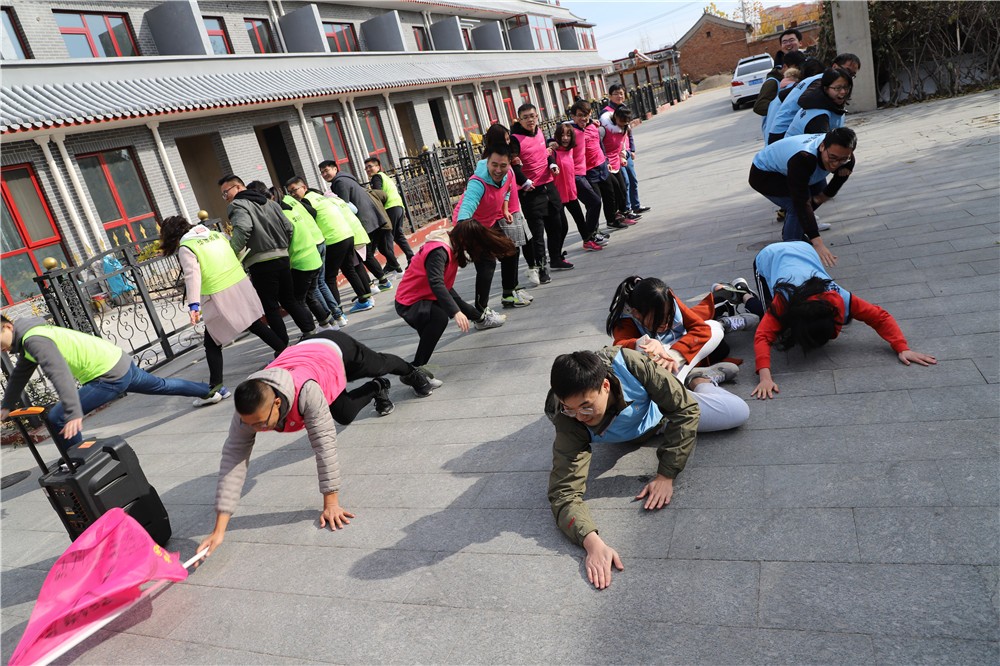 [懷柔苑林山莊]-兩日戰(zhàn)狼特訓(xùn)拓展活動(dòng)