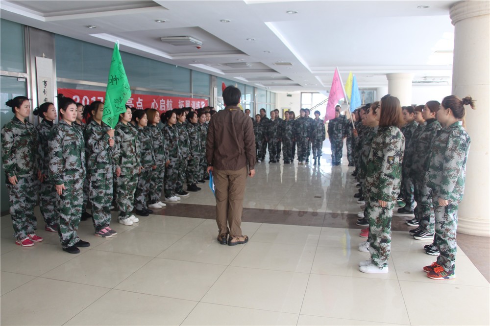 [密云白河岸邊度假村]+戰(zhàn)狼特訓(xùn)一日拓展活動(dòng)