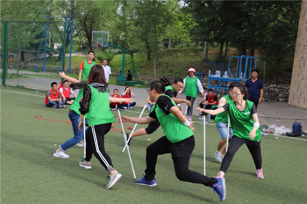 [房山北斗山莊]+場地拓展半日團(tuán)建活動