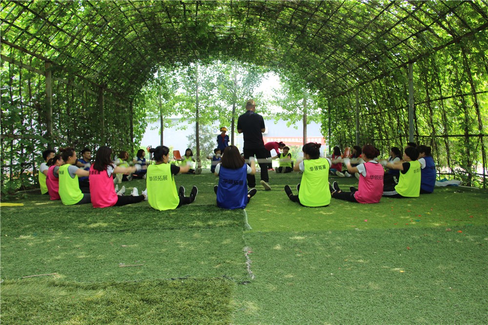 [延慶快樂假日大酒店]+戰(zhàn)狼特訓(xùn)一日活動