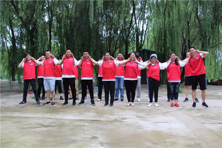 [上海滴水湖]+新員工入職一日?qǐng)F(tuán)建活動(dòng)