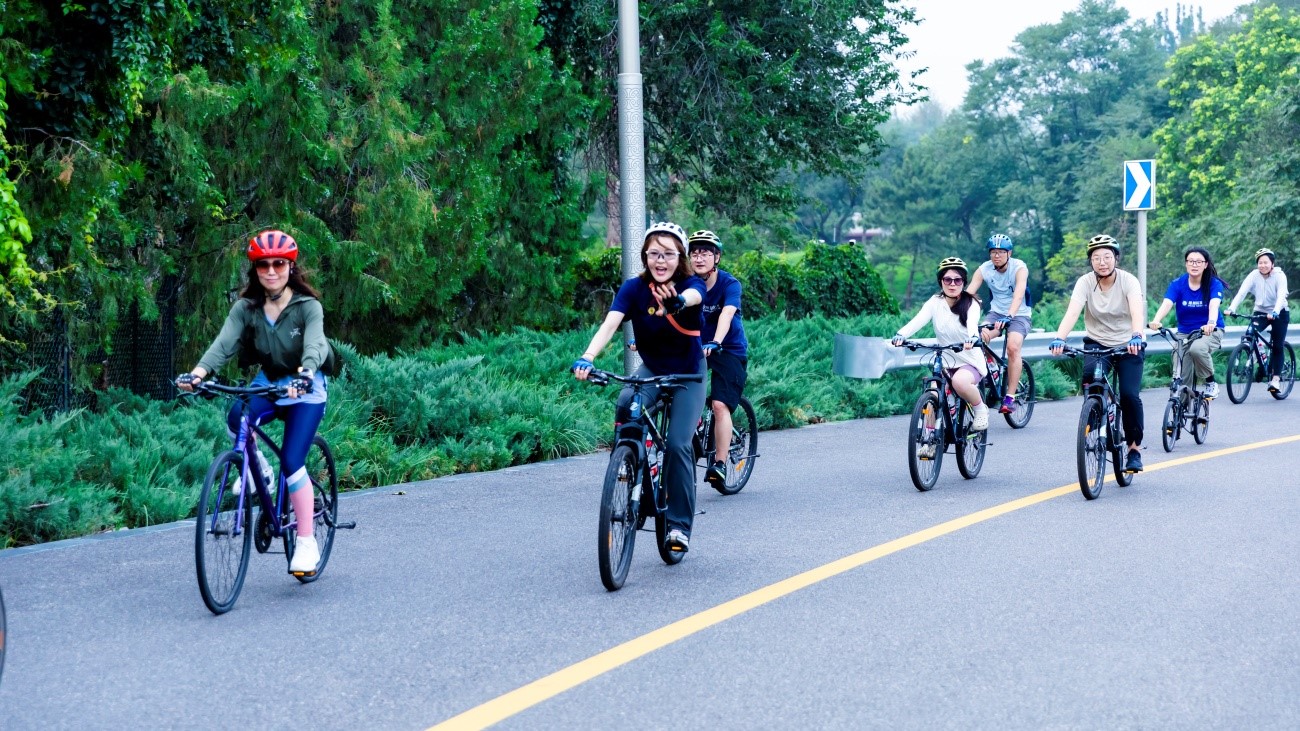 「騎行雁棲湖，凝聚團(tuán)隊(duì)力！」 一日騎行團(tuán)建，挑戰(zhàn)與美景同行！
