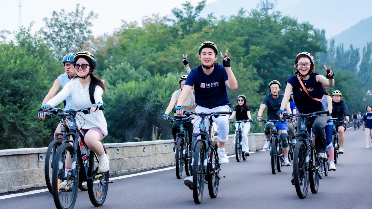 「騎行雁棲湖，凝聚團(tuán)隊(duì)力！」 一日騎行團(tuán)建，挑戰(zhàn)與美景同行！